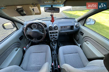 Седан Dacia Logan 2007 в 