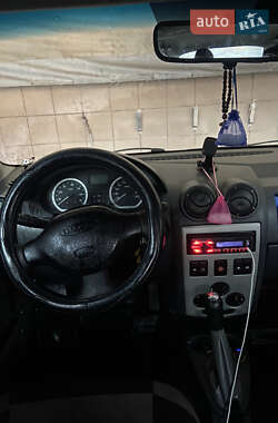 Седан Dacia Logan 2006 в  фото 6 Седан Dacia Logan 2006 в