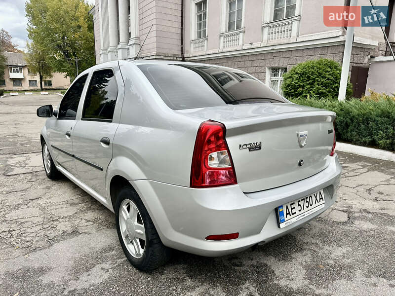 Седан Dacia Logan 2008 в Кам'янському фото 3 Седан Dacia Logan 2008 в Кам'янському