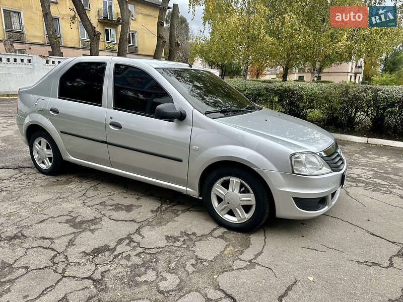 Седан Dacia Logan 2008 в Кам'янському фото 6 Седан Dacia Logan 2008 в Кам'янському
