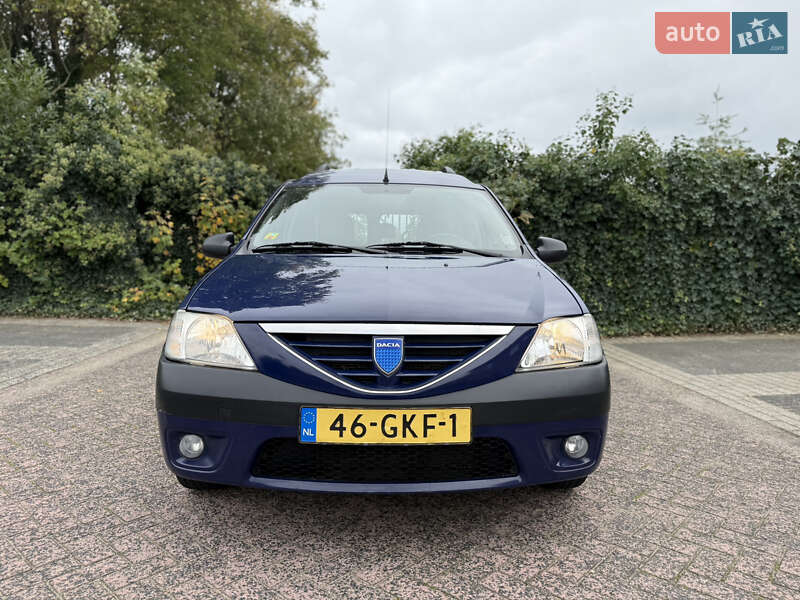 Седан Dacia Logan 2008 в Ровно