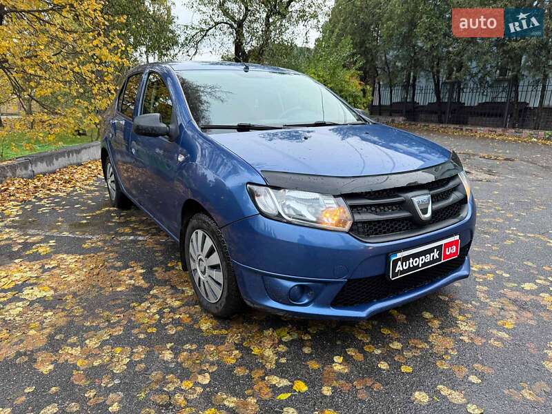 Седан Dacia Logan 2013 в Киеве фото 3 Седан Dacia Logan 2013 в Киеве