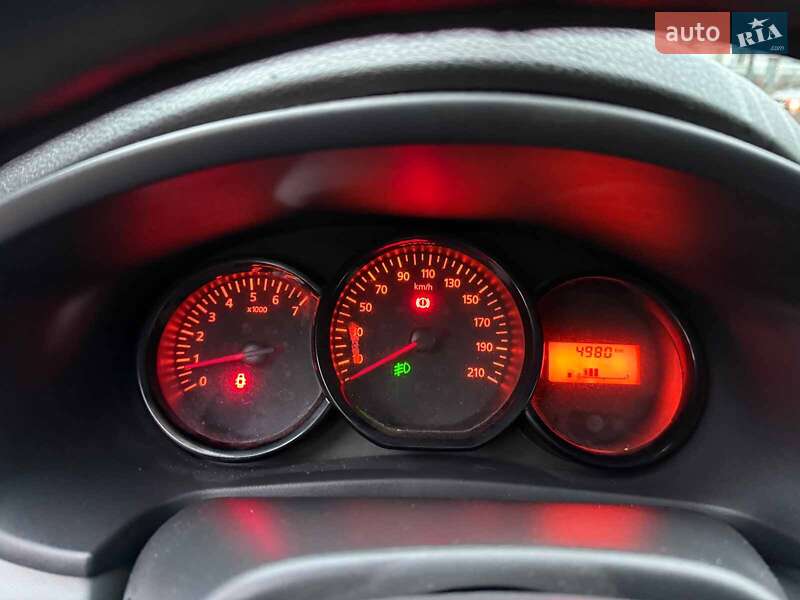 Седан Dacia Logan 2013 в Киеве фото 12 Седан Dacia Logan 2013 в Киеве