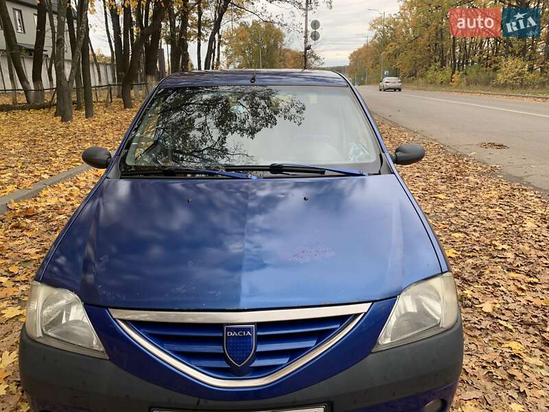 Седан Dacia Logan 2006 в Умані