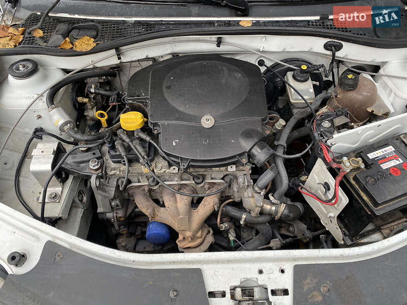 Седан Dacia Logan 2008 в Бобровиці фото 24 Седан Dacia Logan 2008 в Бобровиці