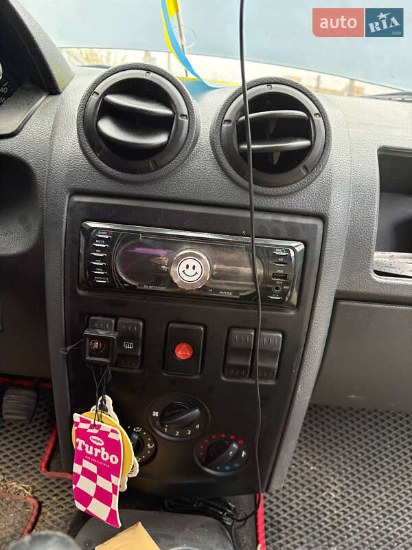 Седан Dacia Logan 2007 в Фастове фото 11 Седан Dacia Logan 2007 в Фастове