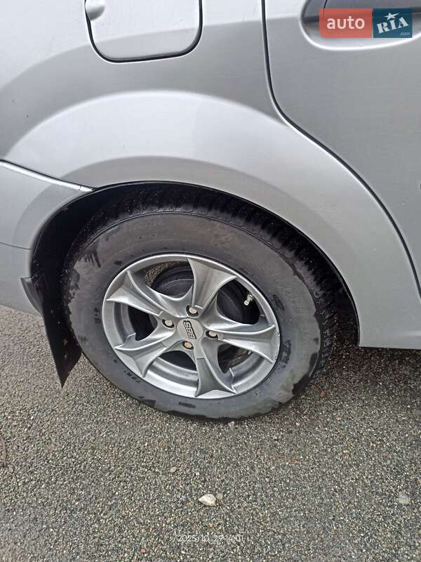 Седан Dacia Logan 2008 в Киеве