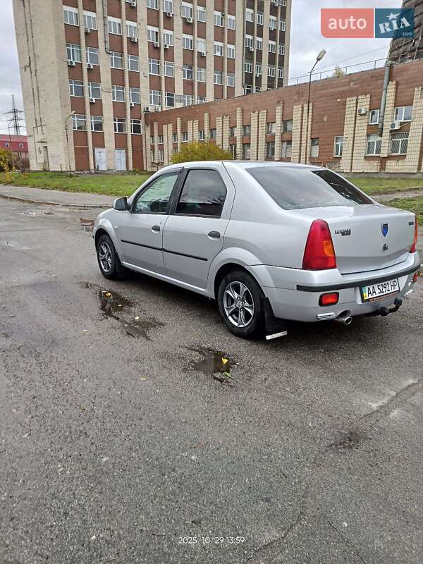 Седан Dacia Logan 2008 в Киеве