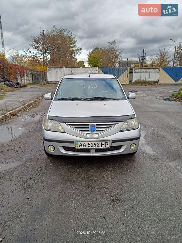 Седан Dacia Logan 2008 в Киеве