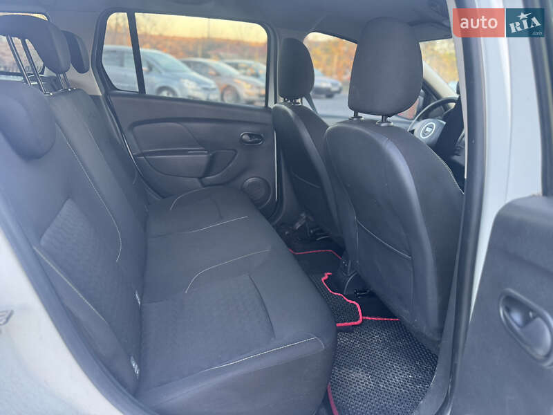 Седан Dacia Logan 2015 в Хмельницком