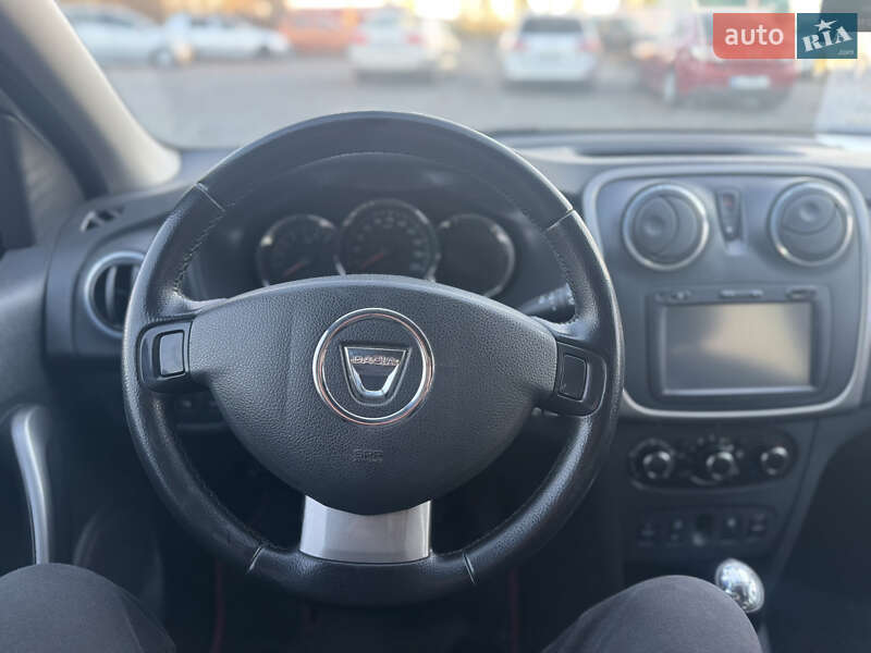 Седан Dacia Logan 2015 в Хмельницком