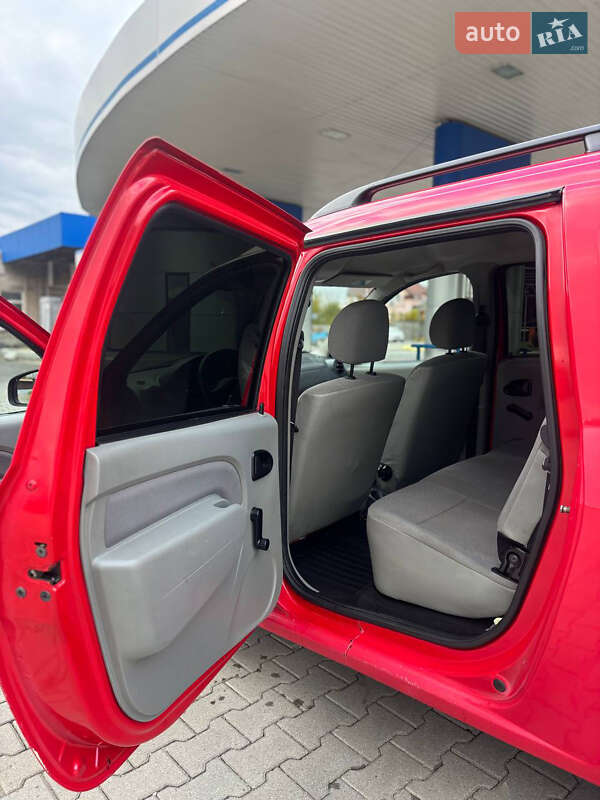 Седан Dacia Logan 2009 в Хмельницком