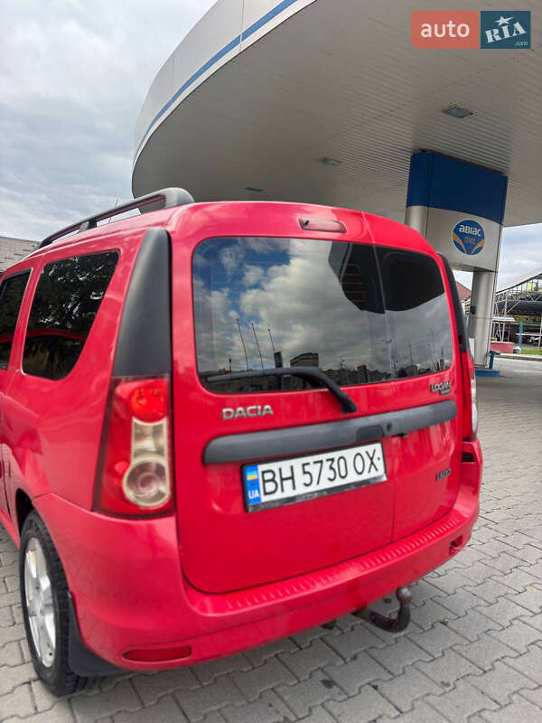 Седан Dacia Logan 2009 в Хмельницком