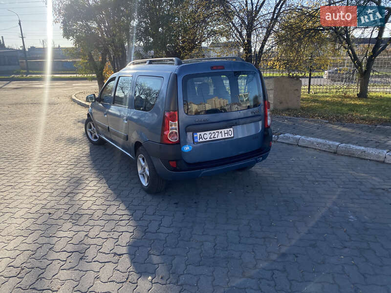 Седан Dacia Logan 2008 в Луцке