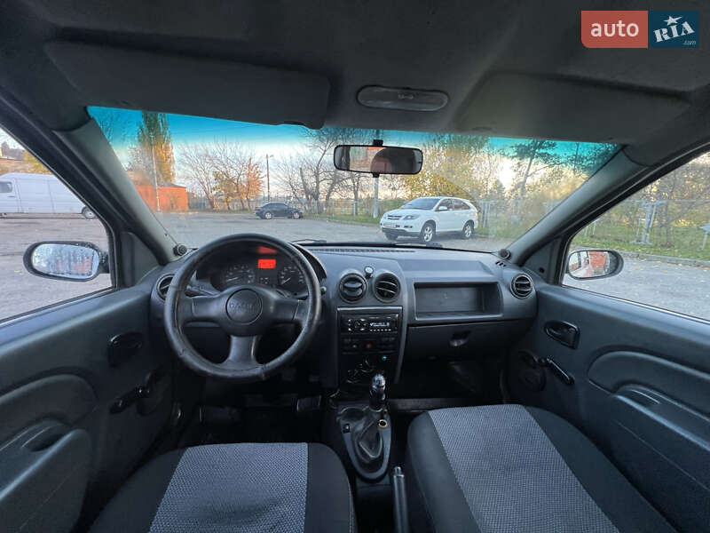 Седан Dacia Logan 2007 в Белой Церкви