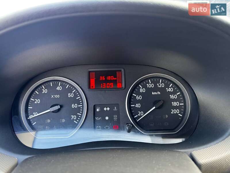 Седан Dacia Logan 2009 в Луцке