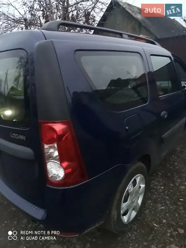 Dacia Logan 2011