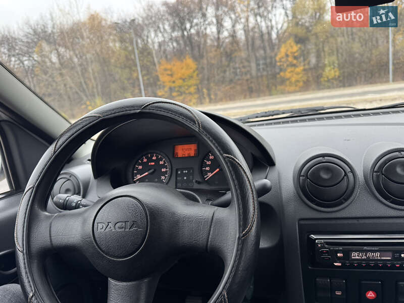 Седан Dacia Logan 2005 в Дніпрі