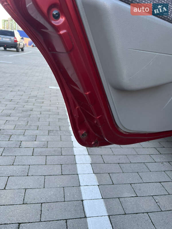 Седан Dacia Logan 2007 в Калуші