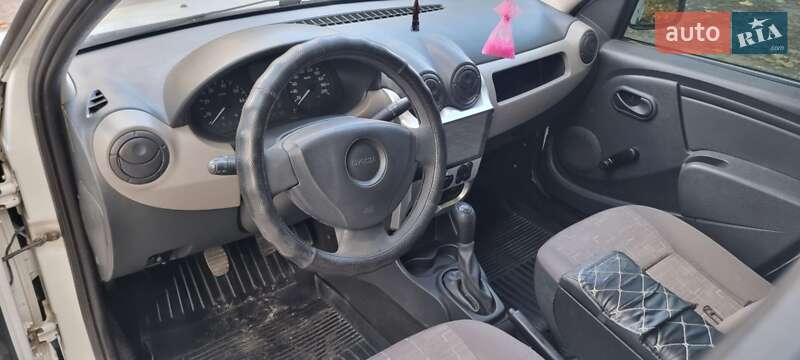 Седан Dacia Logan 2008 в Тернополе фото 13 Седан Dacia Logan 2008 в Тернополе