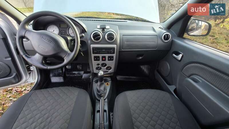 Седан Dacia Logan 2007 в Житомире фото 11 Седан Dacia Logan 2007 в Житомире