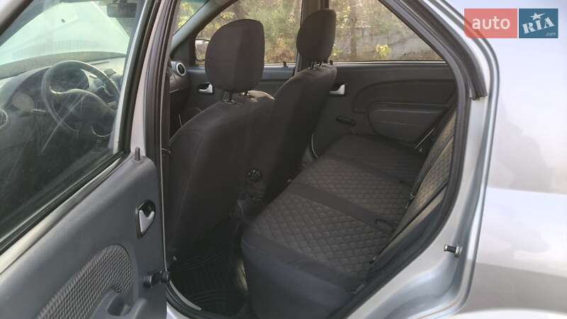 Седан Dacia Logan 2007 в Житомире фото 17 Седан Dacia Logan 2007 в Житомире