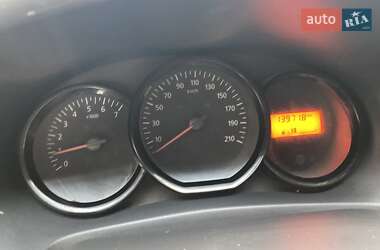 Седан Dacia Logan 2015 в Ужгороде