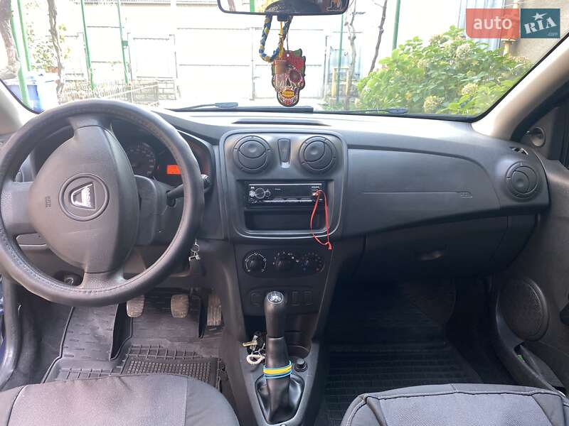 Седан Dacia Logan 2015 в Ужгороде фото 8 Седан Dacia Logan 2015 в Ужгороде