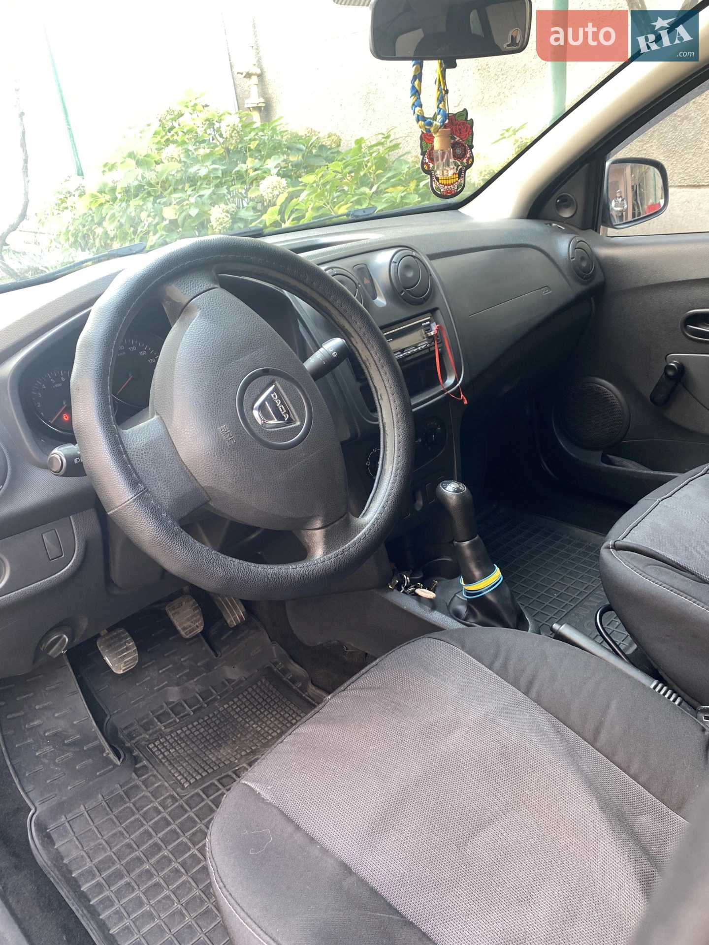 2015 Dacia Logan - мініатюра 9