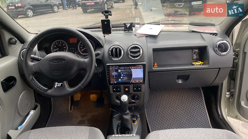 Седан Dacia Logan 2005 в Харькове фото 11 Седан Dacia Logan 2005 в Харькове