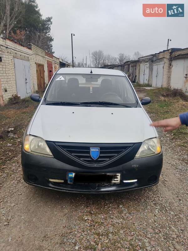 Dacia Logan 2005 Dacia Logan 2005