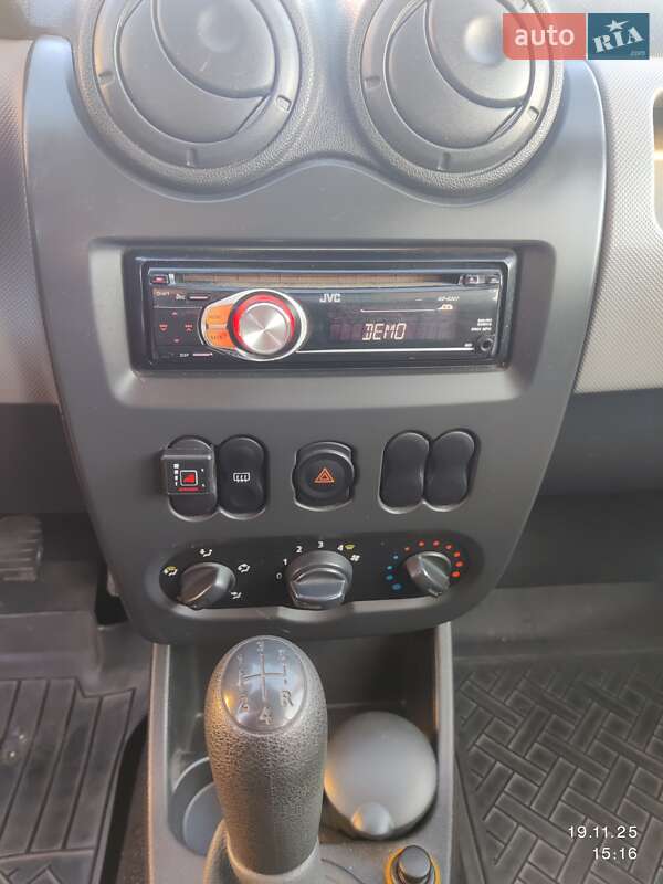 Седан Dacia Logan 2008 в Рівному