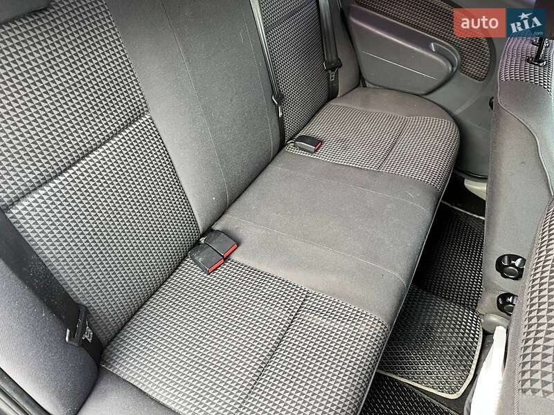 Седан Dacia Logan 2007 в Харькове фото 21 Седан Dacia Logan 2007 в Харькове