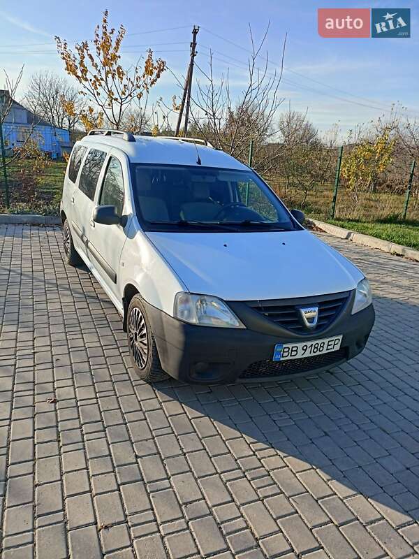 Седан Dacia Logan 2011 в Жмеринке фото 2 Седан Dacia Logan 2011 в Жмеринке