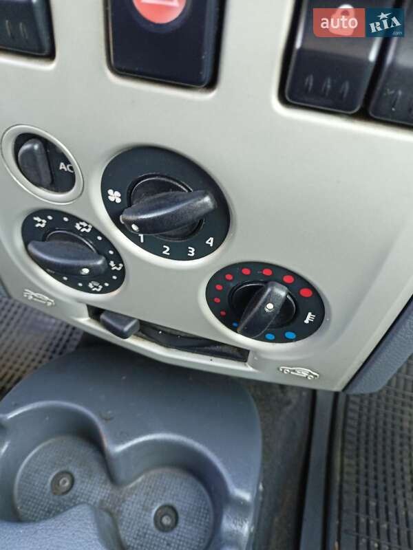 Седан Dacia Logan 2011 в Жмеринке фото 11 Седан Dacia Logan 2011 в Жмеринке