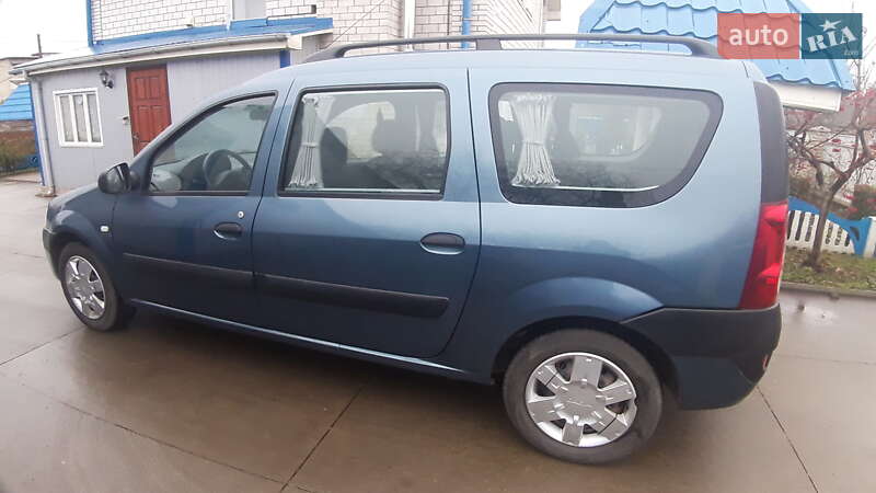 Седан Dacia Logan 2006 в Бердичеве