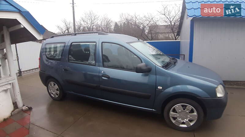 Седан Dacia Logan 2006 в Бердичеве
