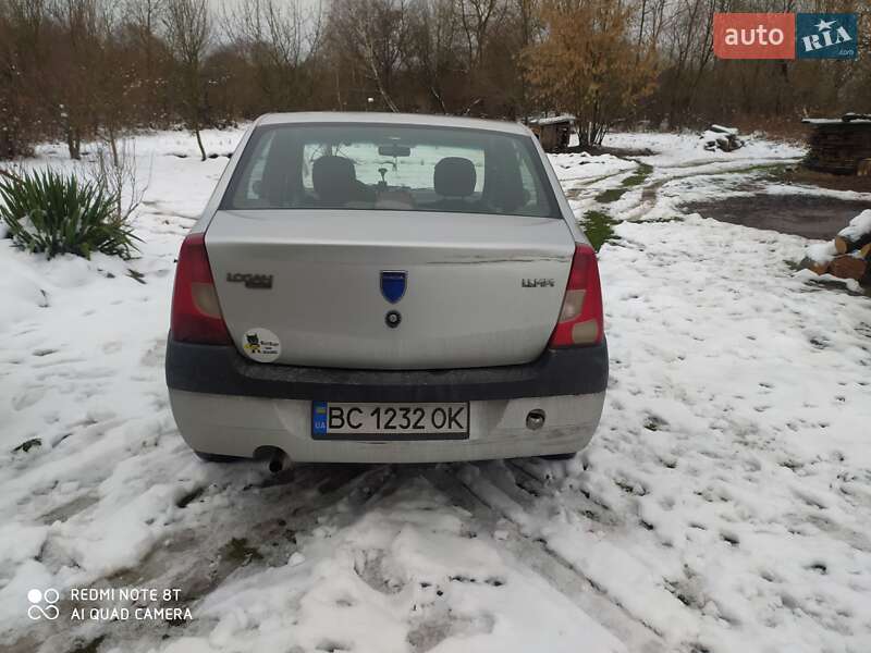 Седан Dacia Logan 2007 в Львове