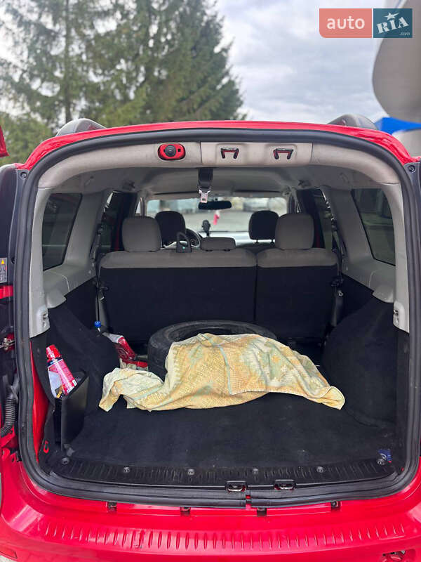 Седан Dacia Logan 2009 в Хмельницькому