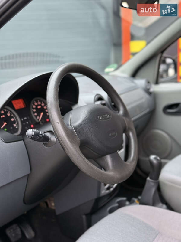 Седан Dacia Logan 2007 в Самборі фото 60 Седан Dacia Logan 2007 в Самборі