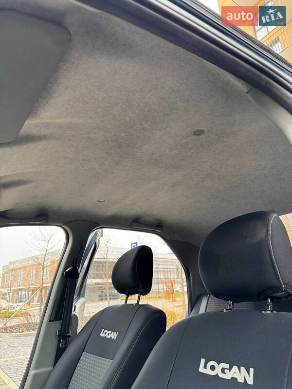 Седан Dacia Logan 2009 в Тернополе