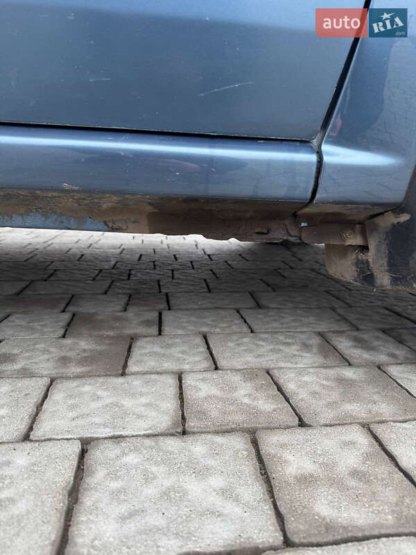 Седан Dacia Logan 2009 в Тернополе