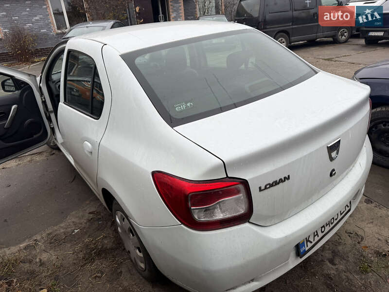 Седан Dacia Logan 2013 в Киеве