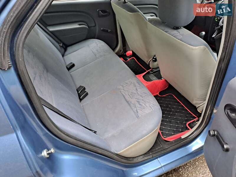 Седан Dacia Logan 2008 в Кропивницькому