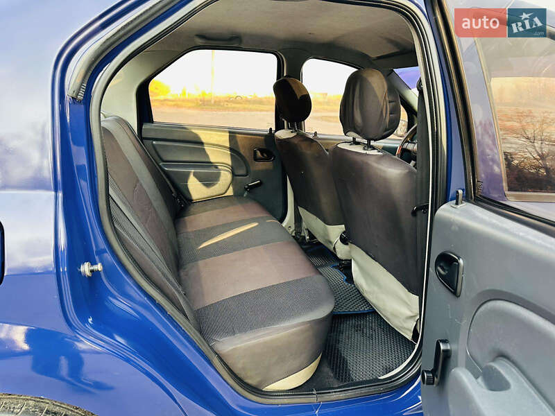 Седан Dacia Logan 2006 в Первомайске фото 17 Седан Dacia Logan 2006 в Первомайске