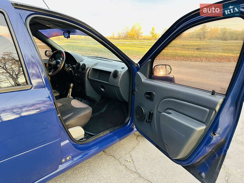 Седан Dacia Logan 2006 в Первомайске фото 23 Седан Dacia Logan 2006 в Первомайске