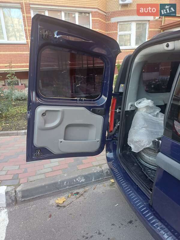 Седан Dacia Logan 2011 в Тернополе фото 20 Седан Dacia Logan 2011 в Тернополе