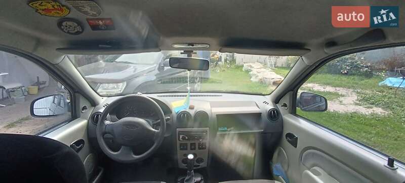 Седан Dacia Logan 2008 в Києві