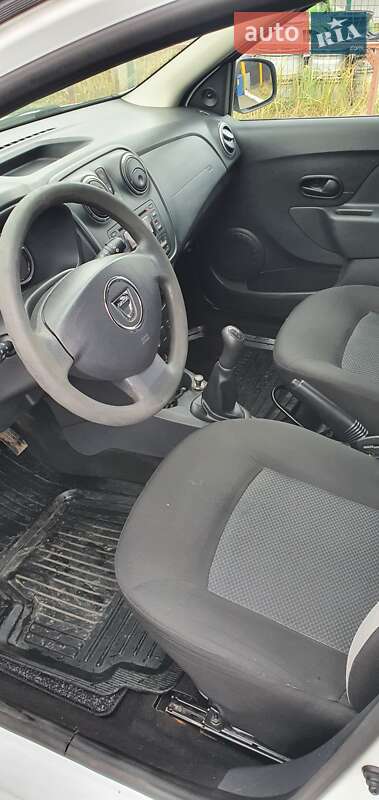 Седан Dacia Logan 2014 в Хмельницком