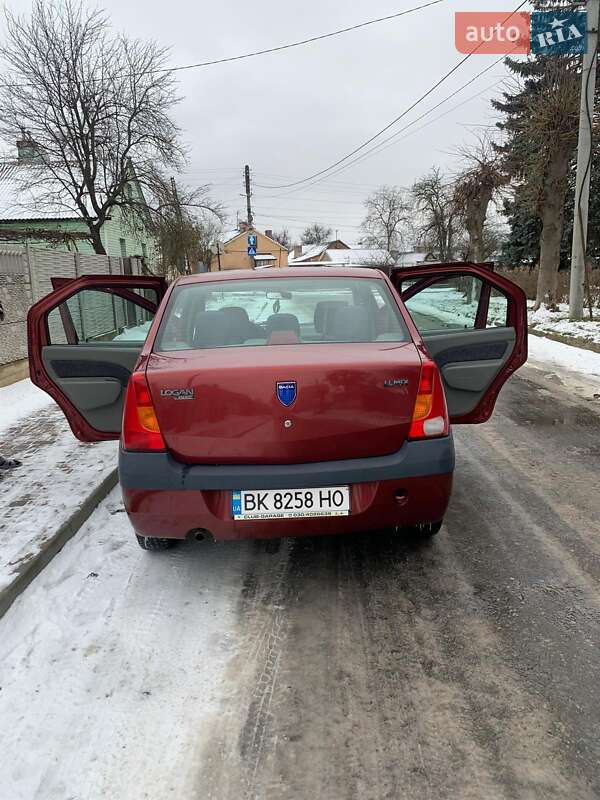 Седан Dacia Logan 2006 в Здолбунове